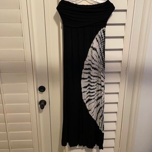 Strapless tie-dye maxi dress